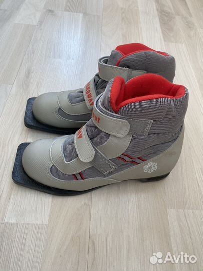 Лыжные ботинки 36 размер