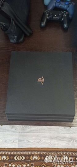 Sony playstation 4 pro 1tb
