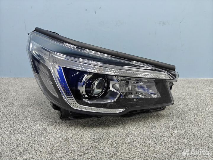 Фара правая subaru forester 5 SK 2018-2021