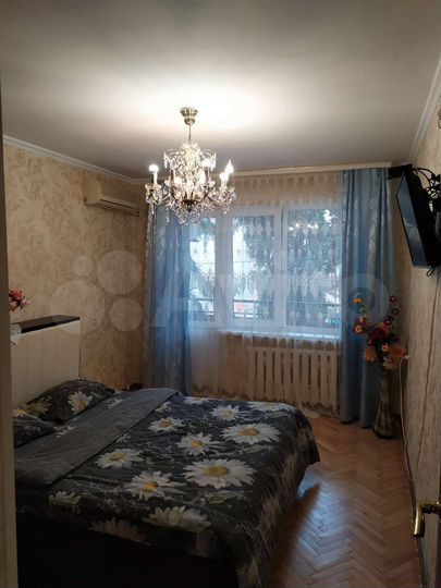 2-к. квартира, 56 м², 2/5 эт.