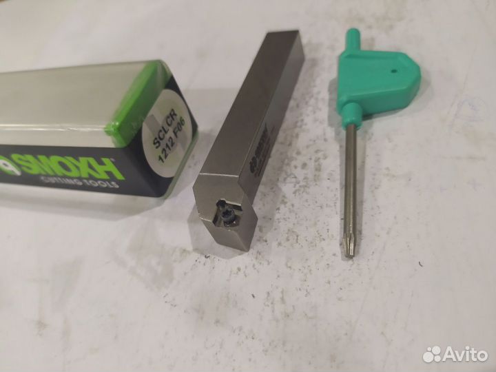 Токарный резец