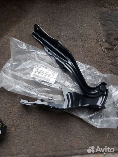2007-12 Импреза петля капота правая WRX