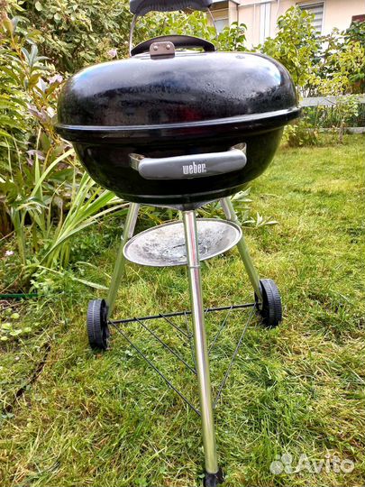 Угольный гриль-барбекю Вебер Weber