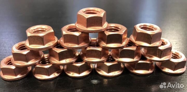 Гайка выпускного коллектора M8x1,25mm VAG