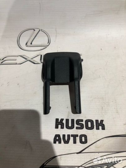 Заглушка крепления сиденья Lexus Rx 350 DBA-GGL10W