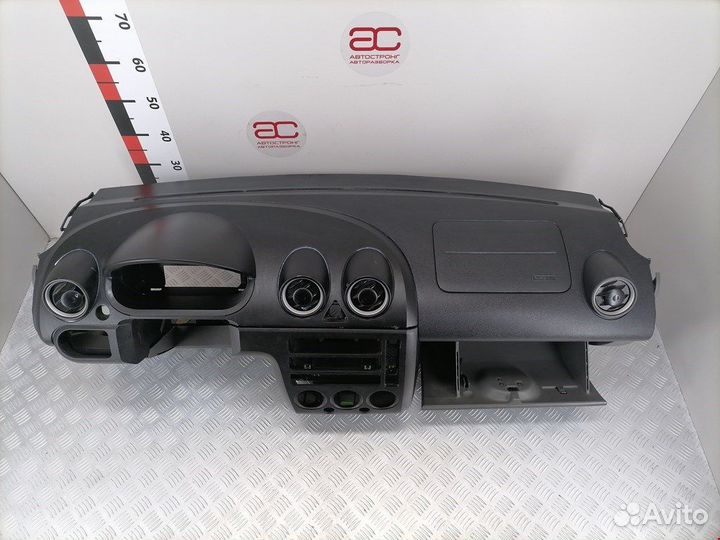 Торпедо (панель передняя) для Ford Fiesta 5