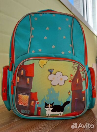 Рюкзак школьный