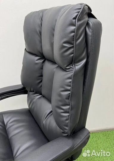 Компьютерное кресло офисное с функцией массажа