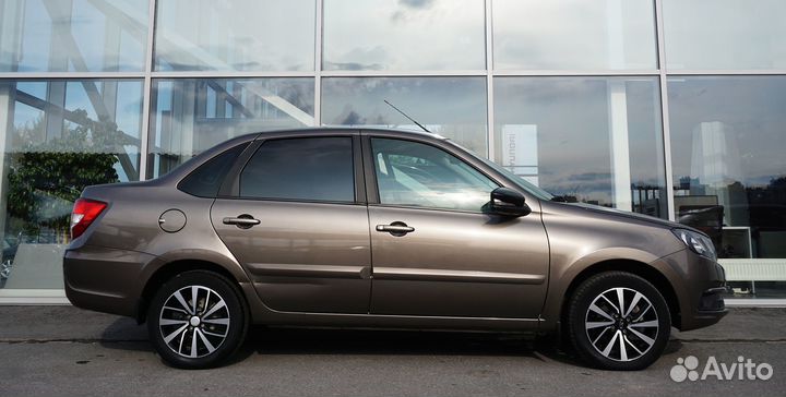 LADA Granta 1.6 МТ, 2021, 51 758 км