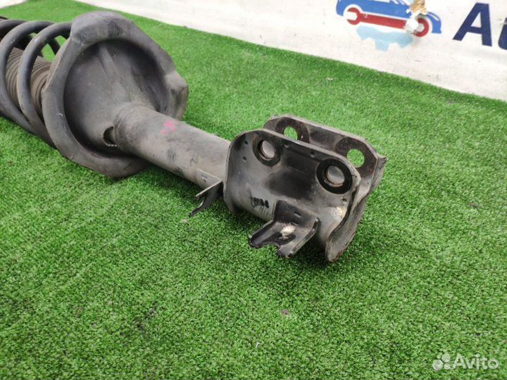 Стойка подвески передняя левая Suzuki Sx4 GYC21S