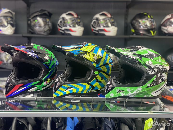 Кроссовый шлем