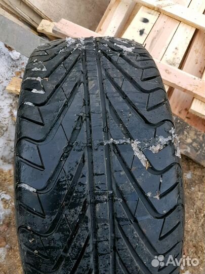 Dunlop SP Sport Maxx 215/55 R16