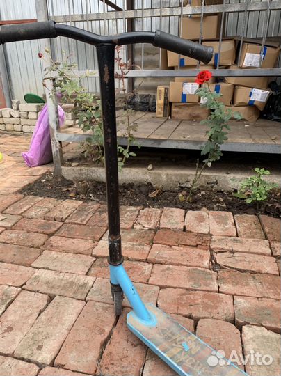 Трюковой самокат на 6-10 лет