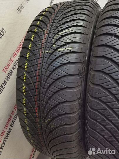 Goodyear Vector 4Seasons 225/65 R17 102H