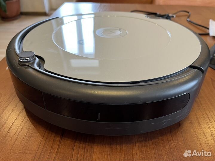 Робот пылесос irobot roomba 698