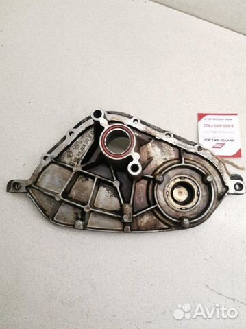 Крышка головки блока цилиндров Mercedes-Benz