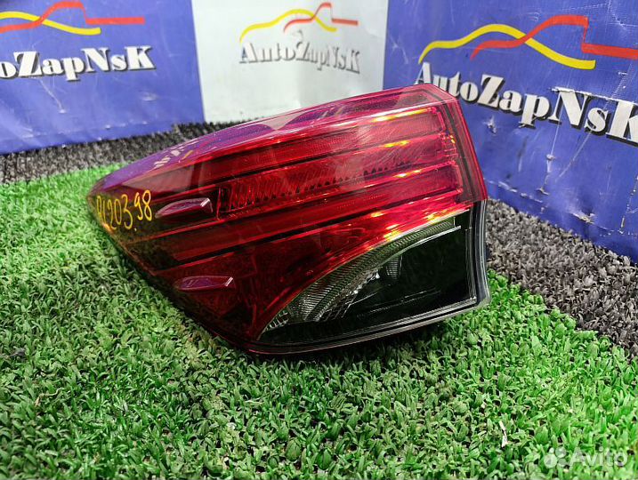 Стоп-сигнал задний левый Toyota Fortuner