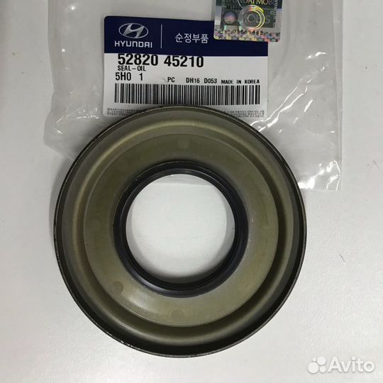 Сальник ступицы задней Hyundai HD78 52820-45210