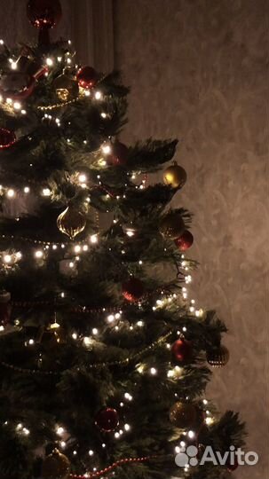 Елка искусственная с игрушками (торг)