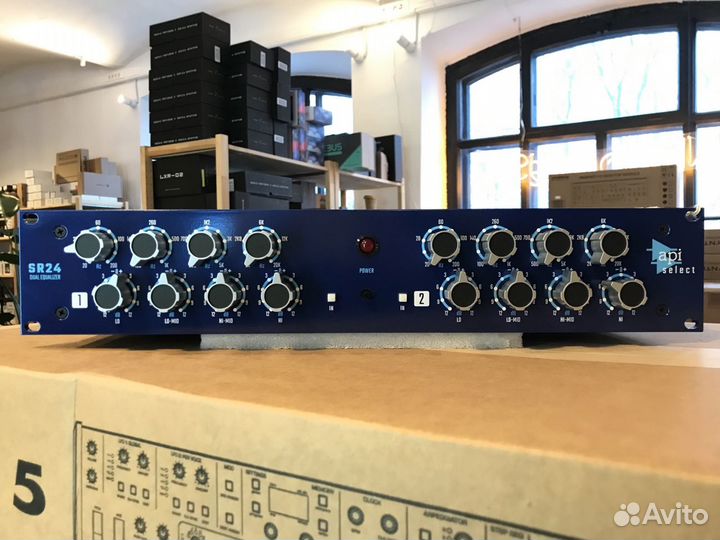 API Audio select SR24 dual-channel equalizer