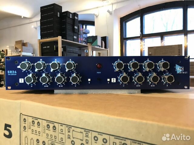 API Audio select SR24 dual-channel equalizer