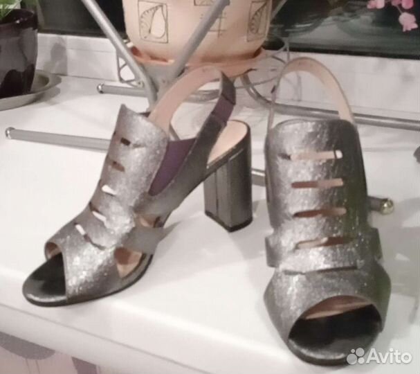 Обувь женская