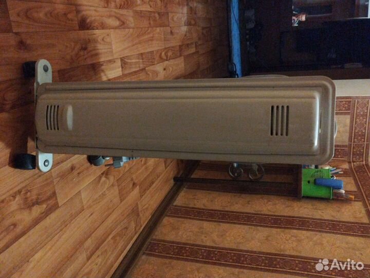 Масляный обогреватель delonghi б/у