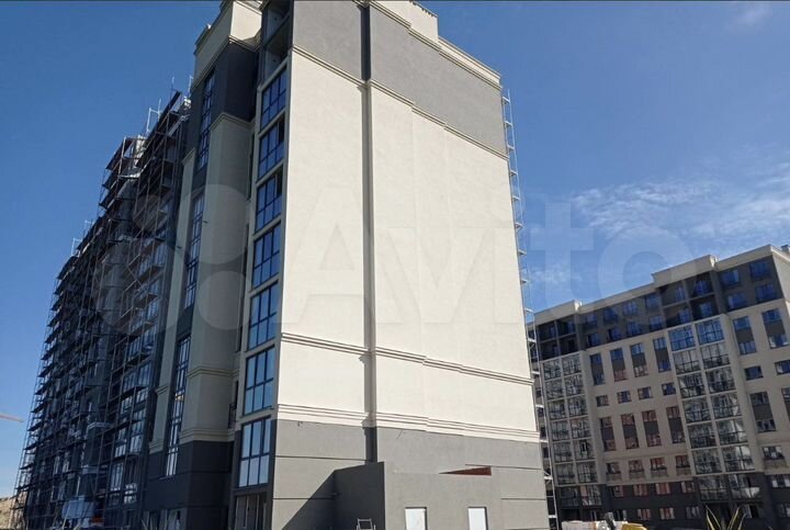 2-к. квартира, 74 м², 10/10 эт.