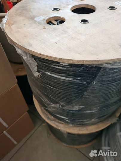 Кабель hyperline UTP4-C5E-solid-22AWG-outdoor-40 К