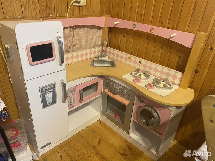 Детская кухня деревянная угловая kidkraft