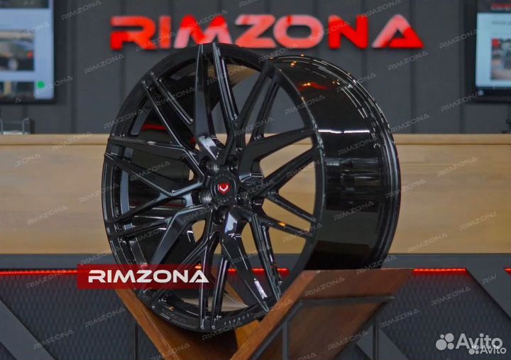 Кованые диски R22 на Genesis G70