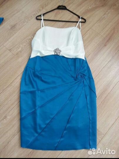 Платье женское