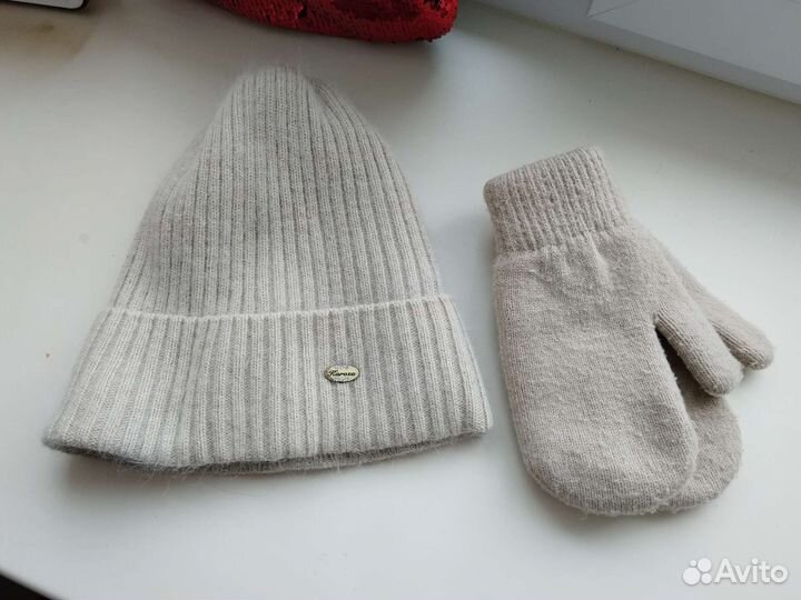 Шапка и варежки