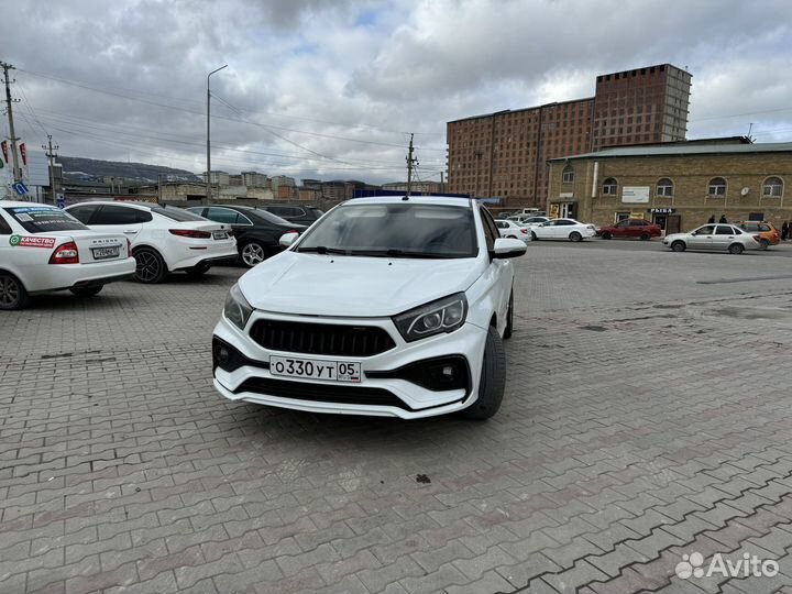 Капот от весты