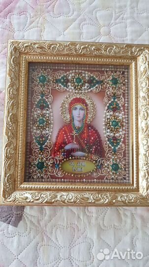 Вышью на заказ иконы и картины бисером и камнями