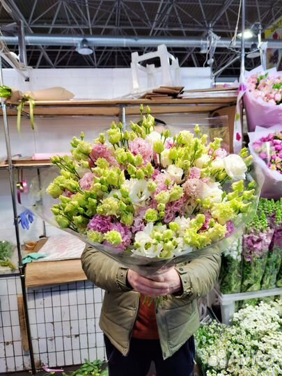 Букет цветов эустома