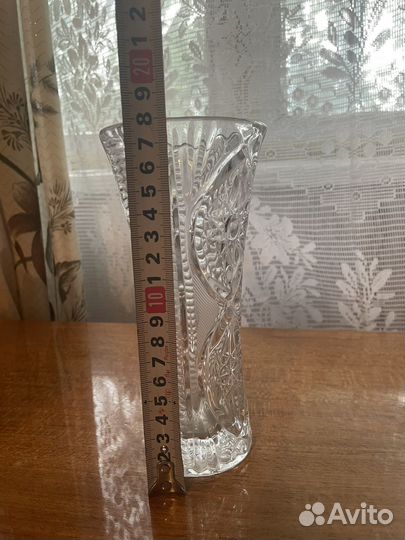 Ваза для цветов хрустальная