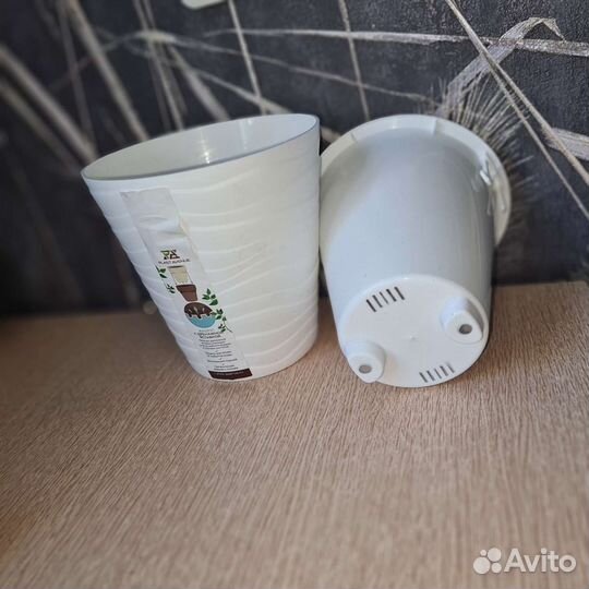 Кашпо с дренажной вставкой