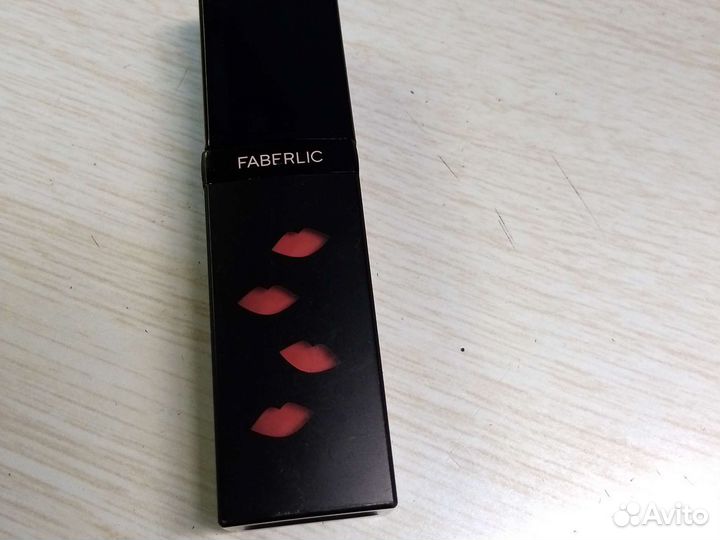 Новая помада жидкая глянцевая