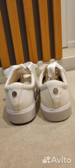 Белые кеды Steve Madden