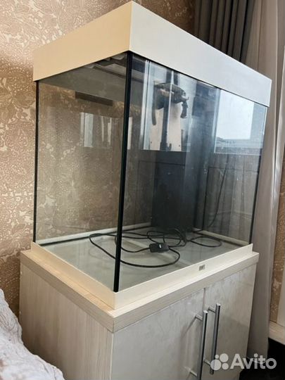 Продам аквариум Juwel 150л с тумбой