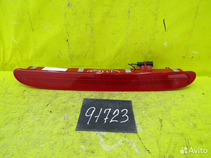 Повторитель стоп сигнала Opel Astra-J GTC 15г 9172