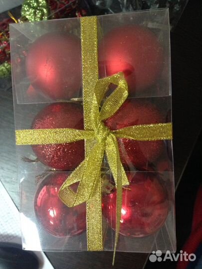 Новогодние елочные игрушки