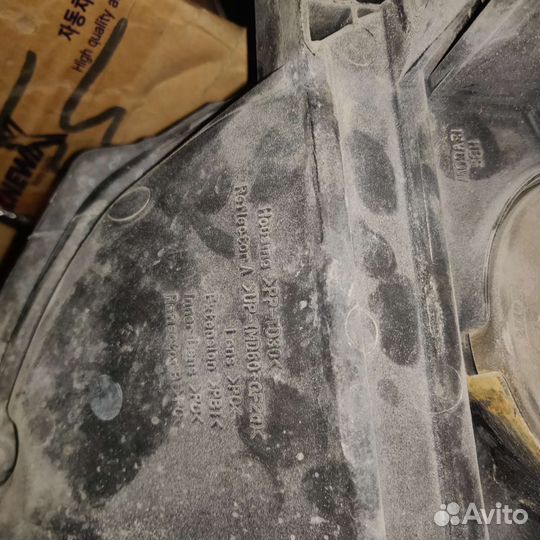 Левая и правая Фара Тойота Прадо 150