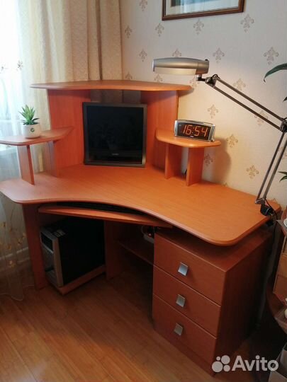 Компьютерный стол бу