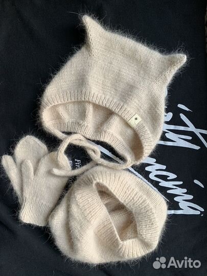 Комплект для Амины котошапка, снуд и варежки