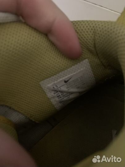 Nike air force 1 mid off white