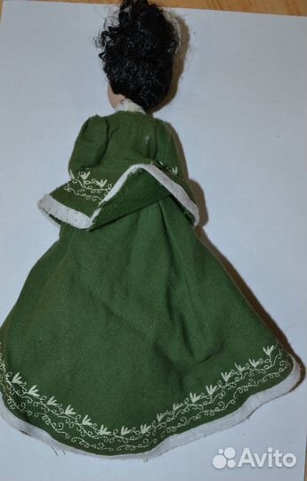 Кукла фарфоровая коллекционная