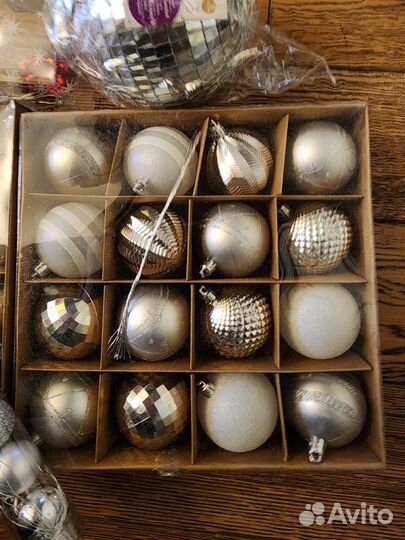 Елочные игрушки