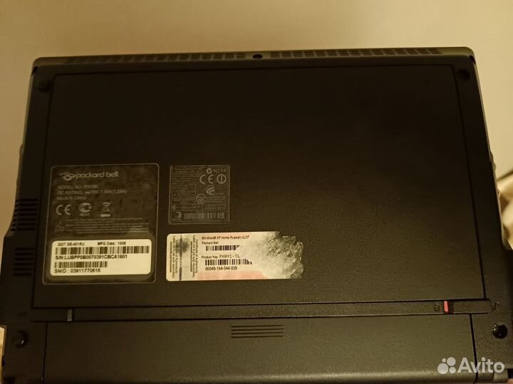 Прадаётся нетбук Packard bell